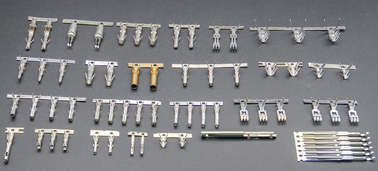 Υποδοχή ακροδεκτών ηχείων, τερματικός υπολογιστής, τερματικός ηλεκτρικός συνδετήρας, τερματικός υπολογιστής, ακροδέκτης μπουζί