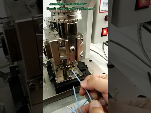 Μηχανή συμπίεσης ακροδεκτών καλωδίων 4 τόνων 220V/110V για χάλκινους σωληνωτούς ακροδέκτες
