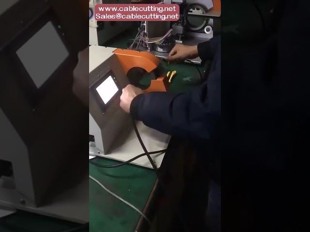 Ημιαυτόματη μηχανή περιτύλιξης ταινίας για καλωδιώσεις και καλώδια