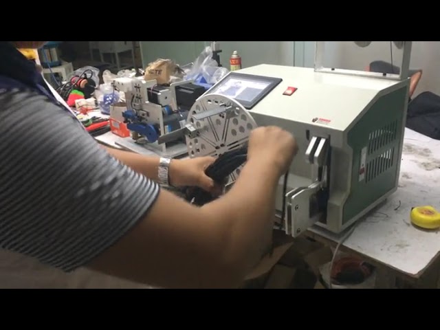Αυτόματη μηχανή περιέλιξης και δεσίματος καλωδίων WPM-212C - Βιομηχανική λύση συσκευασίας