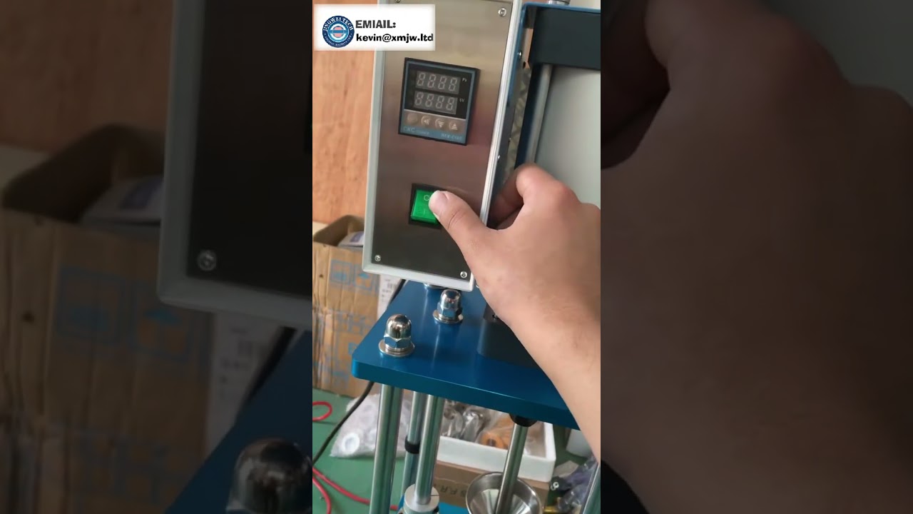 Χειροκίνητη μικρομηχανή έγχυσης πλαστικού για εργαστήριο - Καλούπωμα βυσμάτων ακουστικών 1-40g